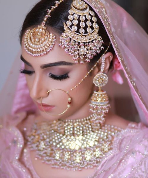 SOFT BRIDAL MAKEUP LOOK, NUDE LIPS